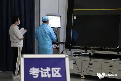 東西湖區頒發首批顯示器件制造“技能認定”證書，助力產業人才專業化發展
